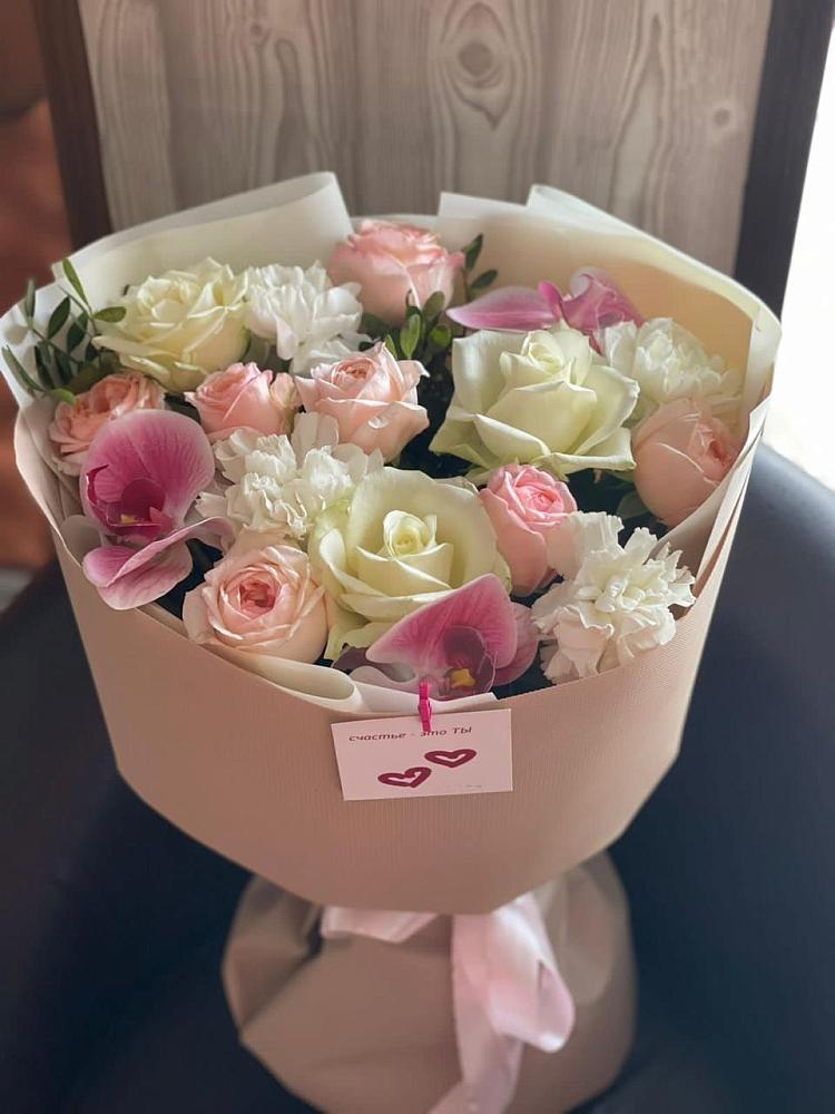 Букет цветов из: Орхидеи, Розы и Гвоздики в Никольском Воронежской области