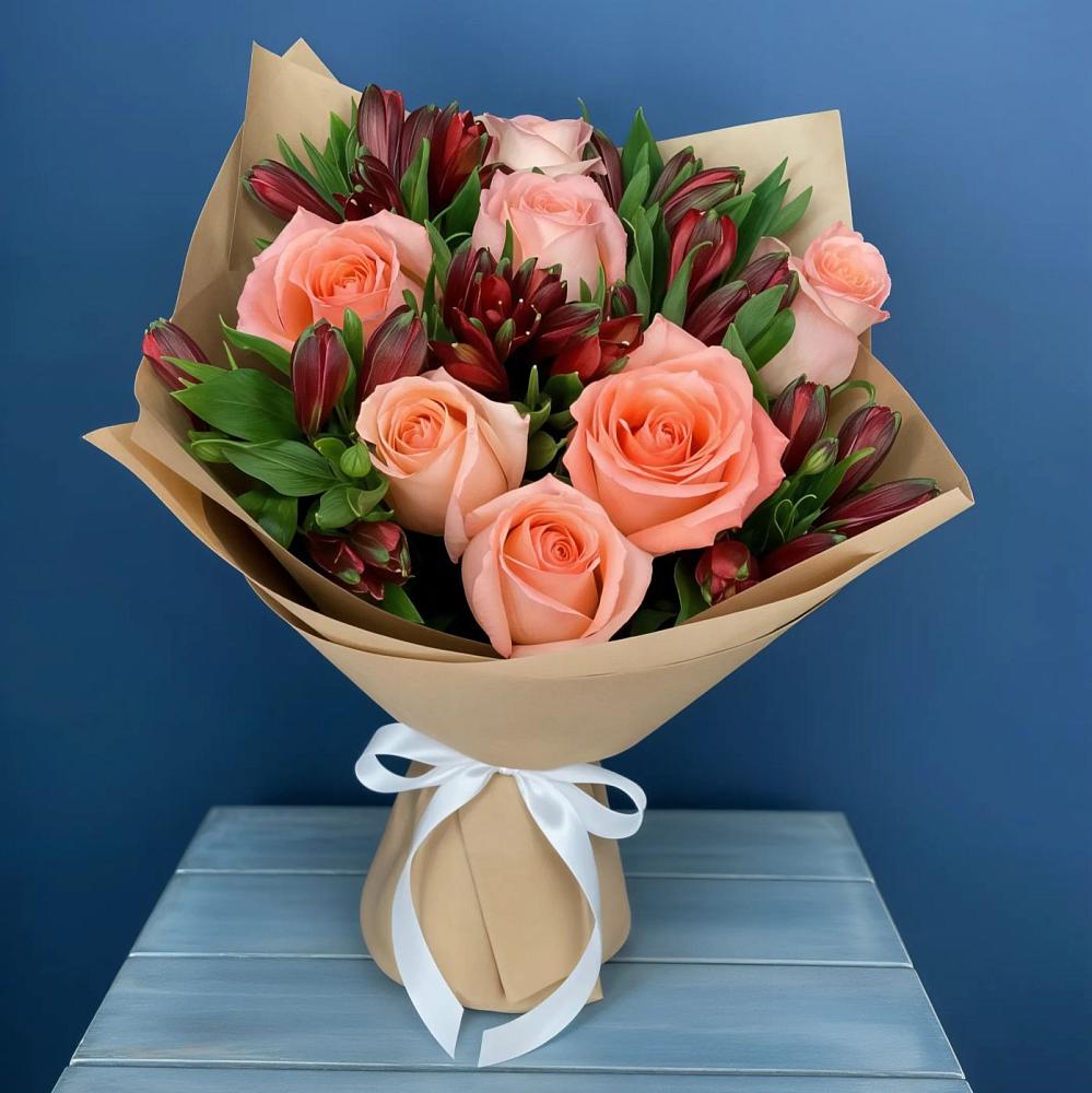 Букет цветов из: Розы и Альстромерии в Никольском Воронежской области