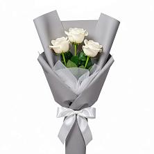 Букет 3 белые розы в Никольском Воронежской области