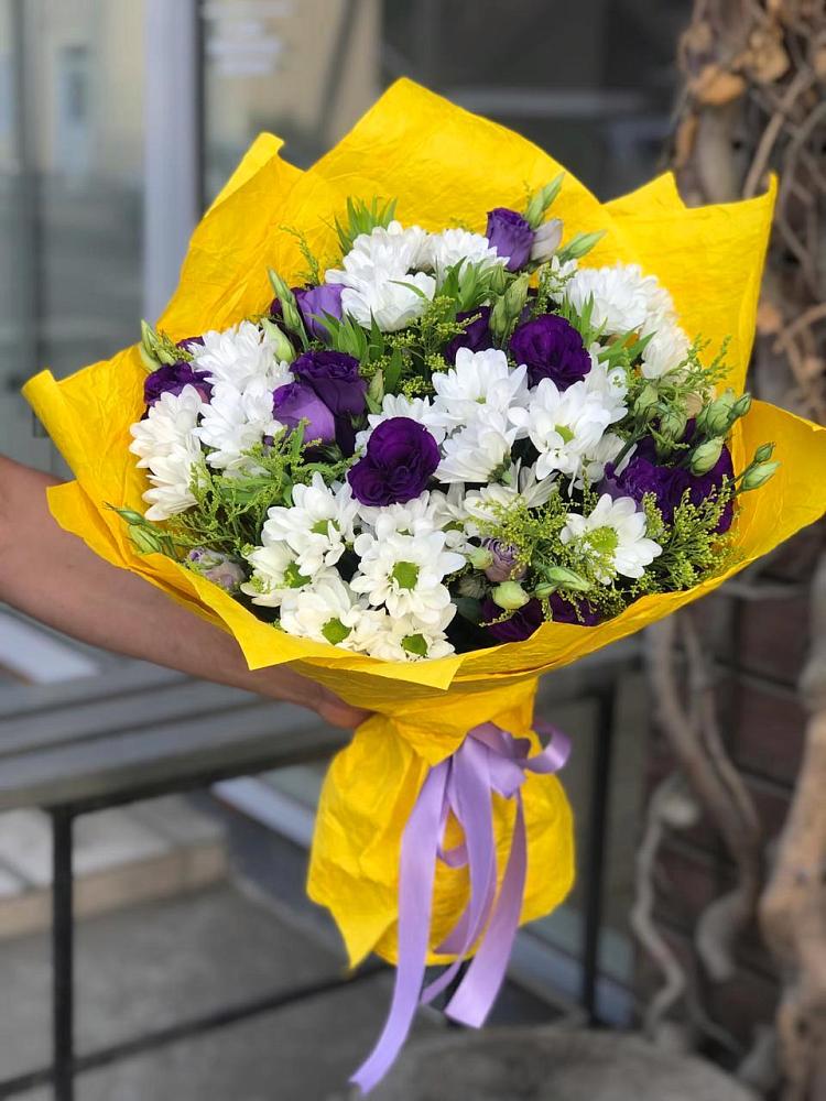 Букет цветов из: Ирисы, Хризантемы и Ромашки в Никольском Воронежской области