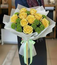 Букет цветов из:  Хризантемы и Розы в Никольском Воронежской области