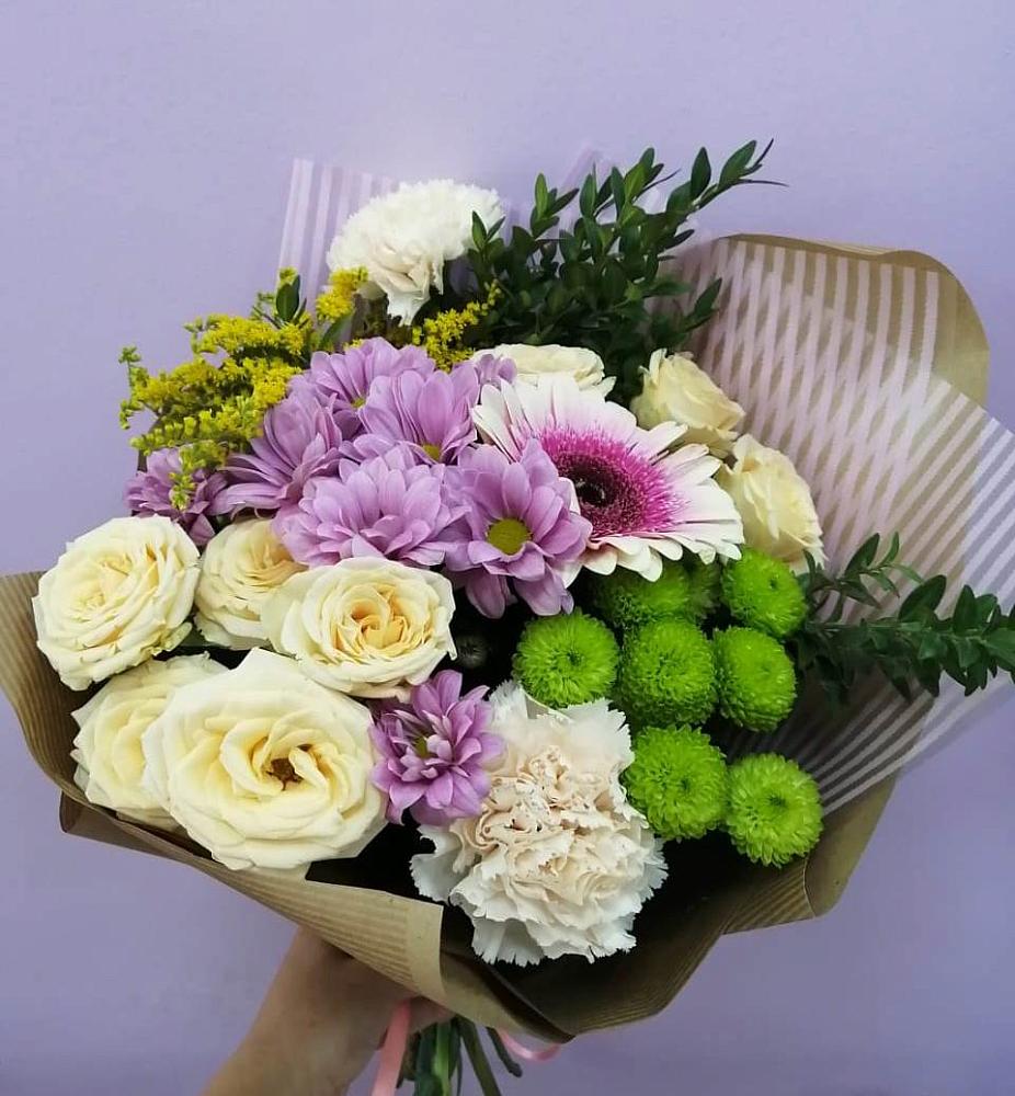 Букет цветов из: Хризантемы, Розы, Гвоздики и Герберы в Никольском Воронежской области