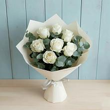 Букет Белые розы в Эвкалипте в Никольском Воронежской области